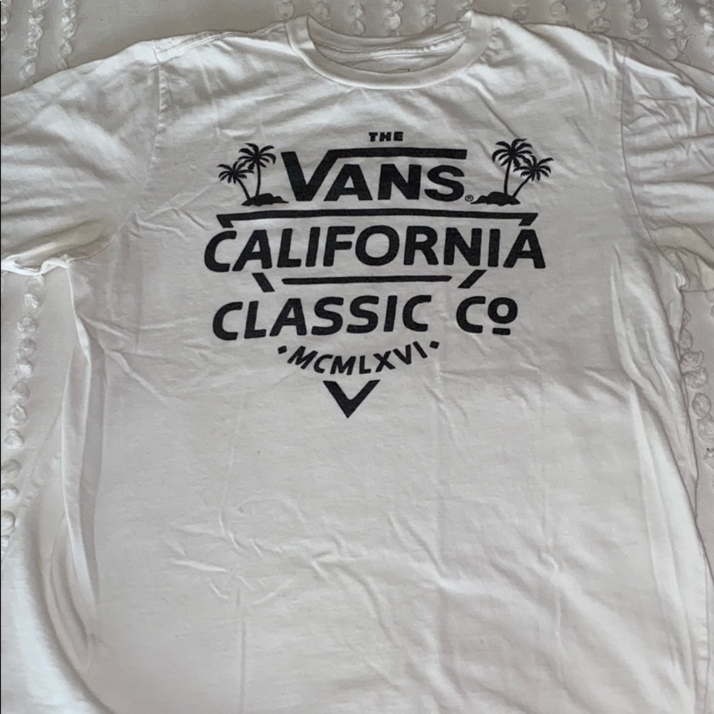 vans white shirt